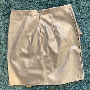 Metallic pencil skirt